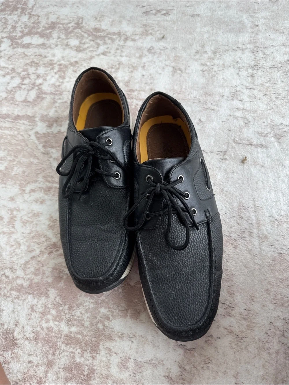 Men's Black Boat Shoes with Lace-Up Comfort